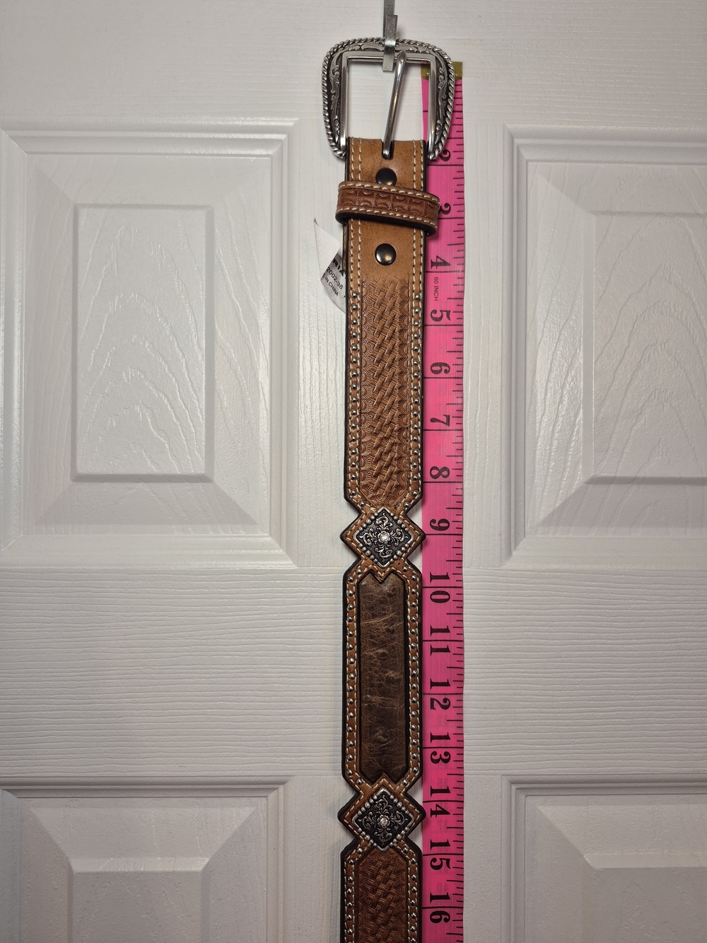 Vintage NOS NWT Ariat Brown Tooled Leather Western Belt w Silver Conchos Size 38
